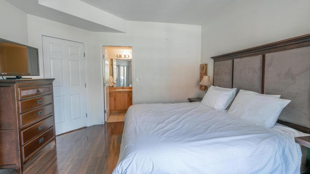 Photo of Bedroom in North End
