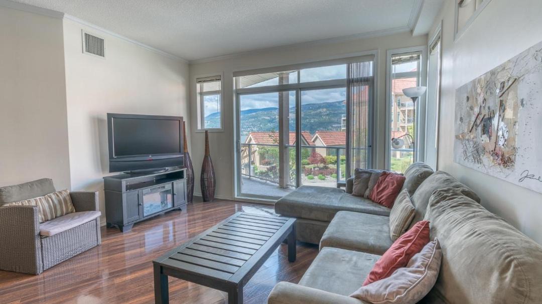 Photo of Livingroom in North End