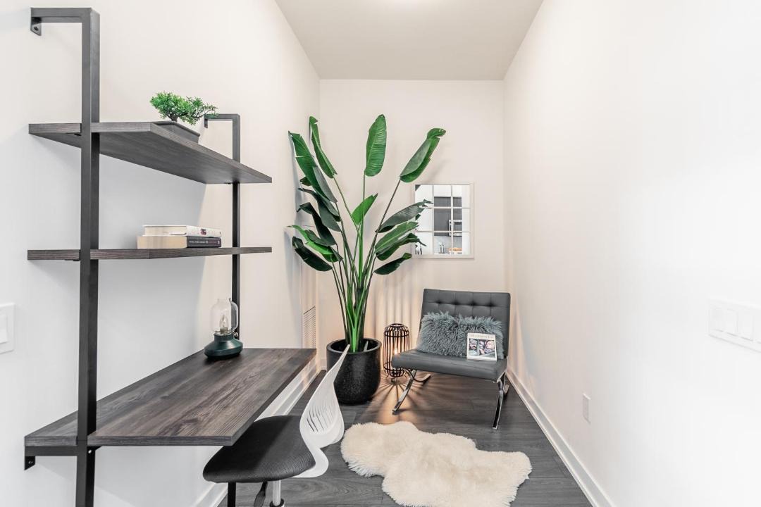 Photo of Livingroom in Wellington Place