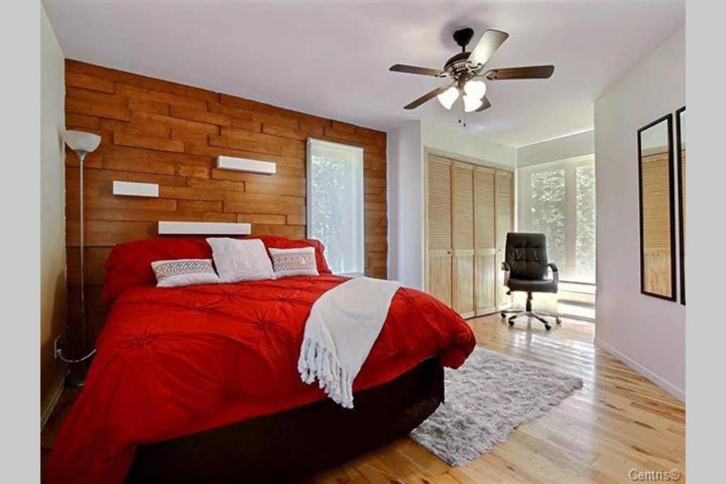 Photo of Bedroom in Saint-Sauveur