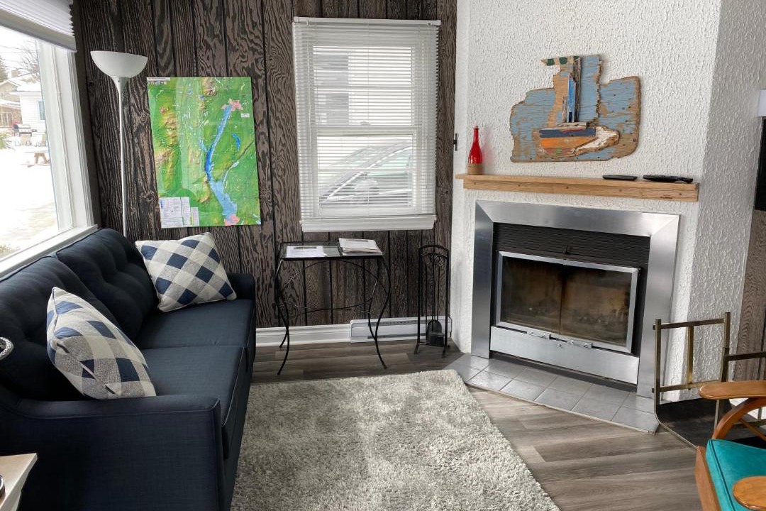 Photo of Livingroom in Magog