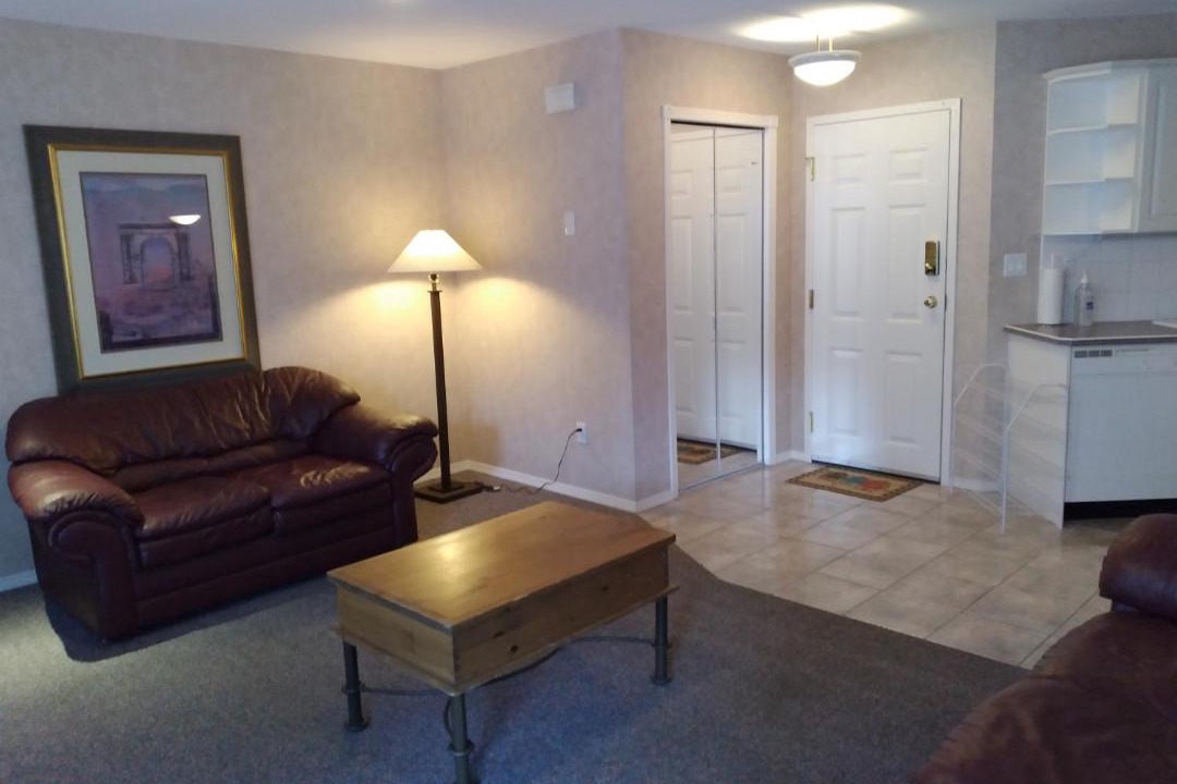 Photo of Livingroom in East Kootenay