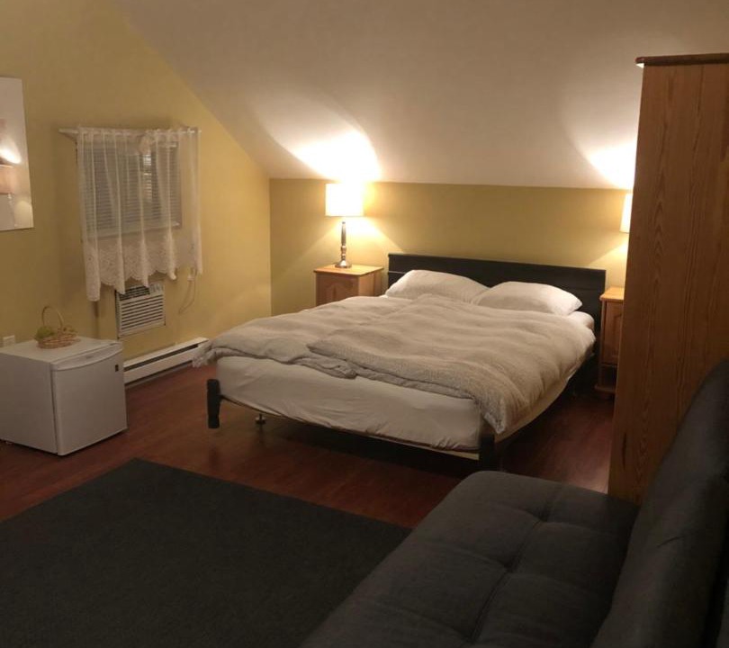 Photo of Bedroom in Okanagan-Similkameen