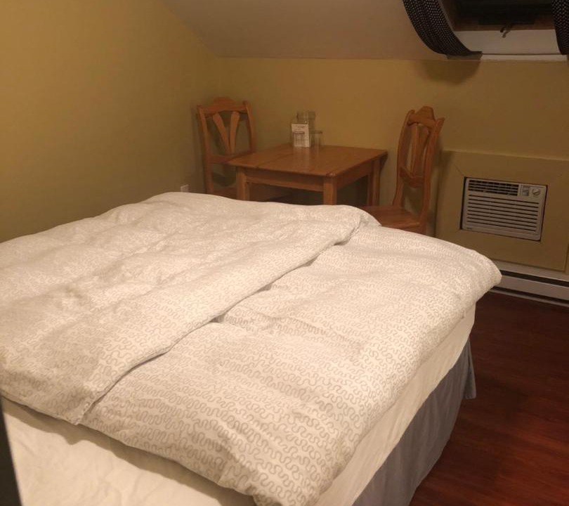 Photo of Bedroom in Okanagan-Similkameen