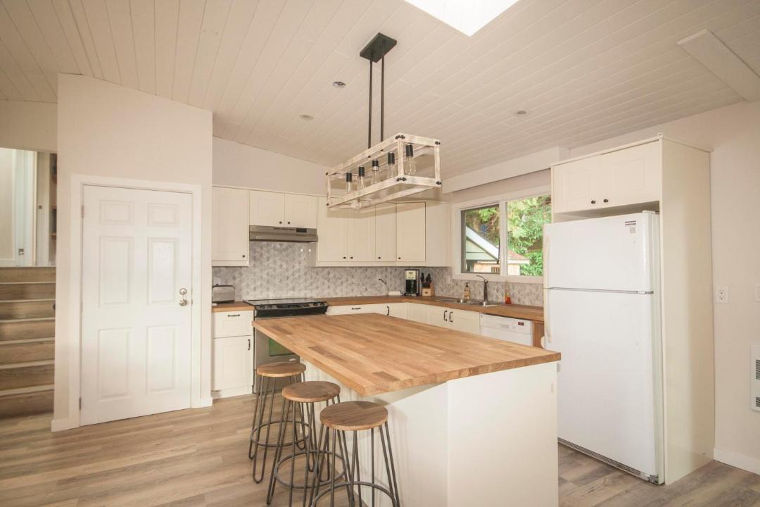 Photo of Kitchen in Tuwanek