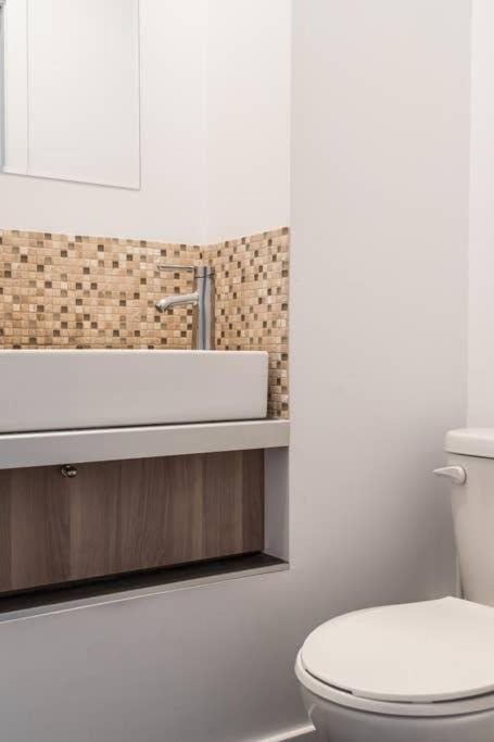 Photo of Bathroom in Plateau Mont Royal