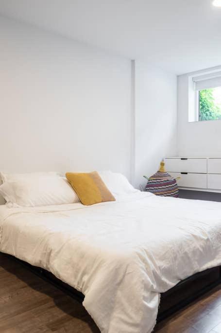 Photo of Bedroom in Plateau Mont Royal