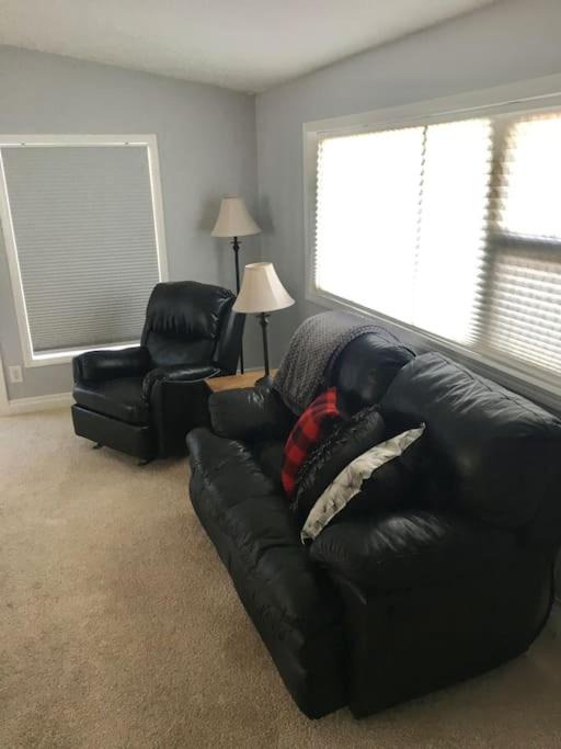 Photo of Livingroom in Cardston