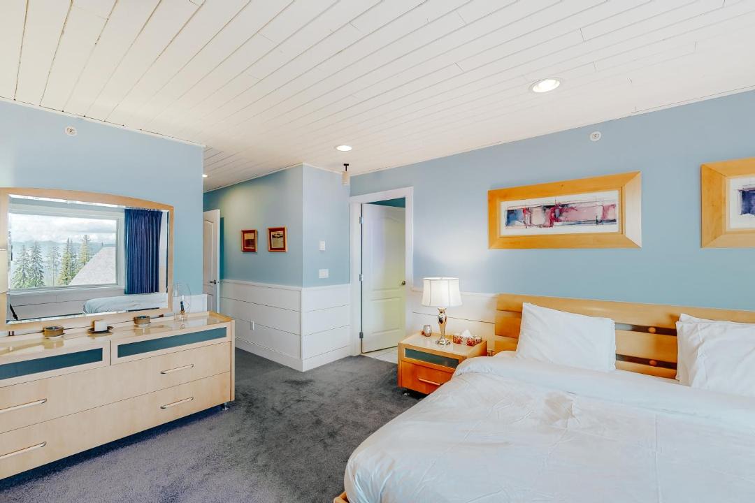 Photo of Bedroom in Big White Ski Resort