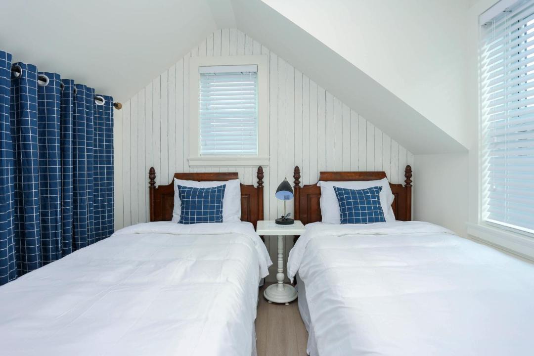 Photo of Bedroom in Marpole