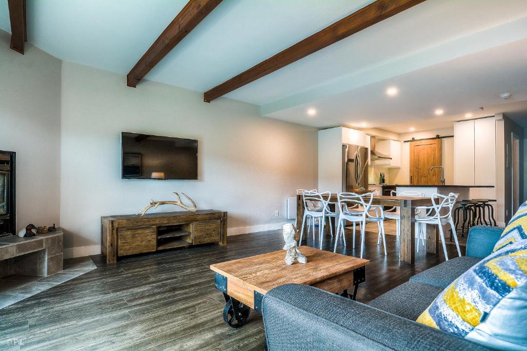Photo of Livingroom in Mont-Tremblant
