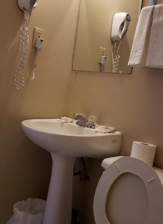 Photo of Bathroom in Niagara Falls