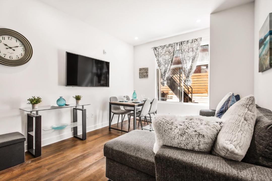 Photo of Livingroom in Mile End