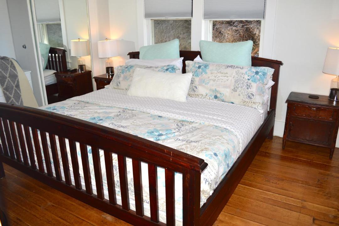 Photo of Bedroom in Fernwood