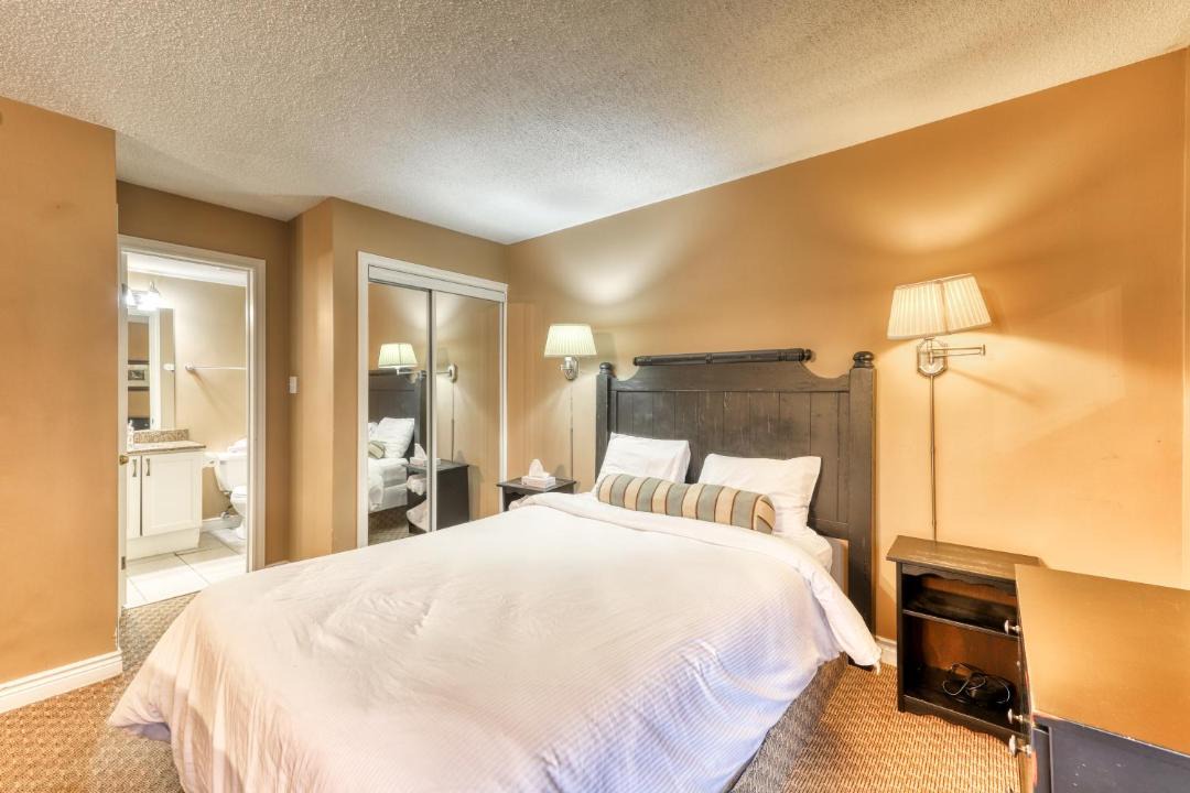 Photo of Bedroom in Craigleith