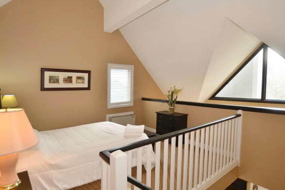 Photo of Bedroom in Craigleith