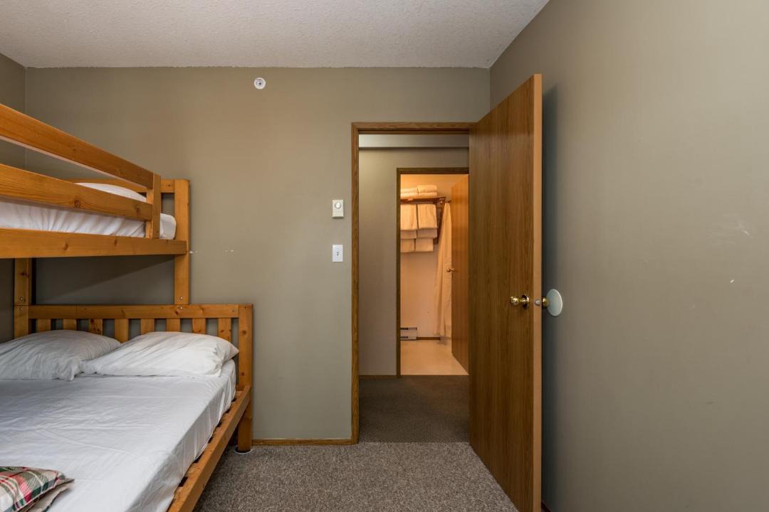 Photo of Bedroom in Silver Star Mountain
