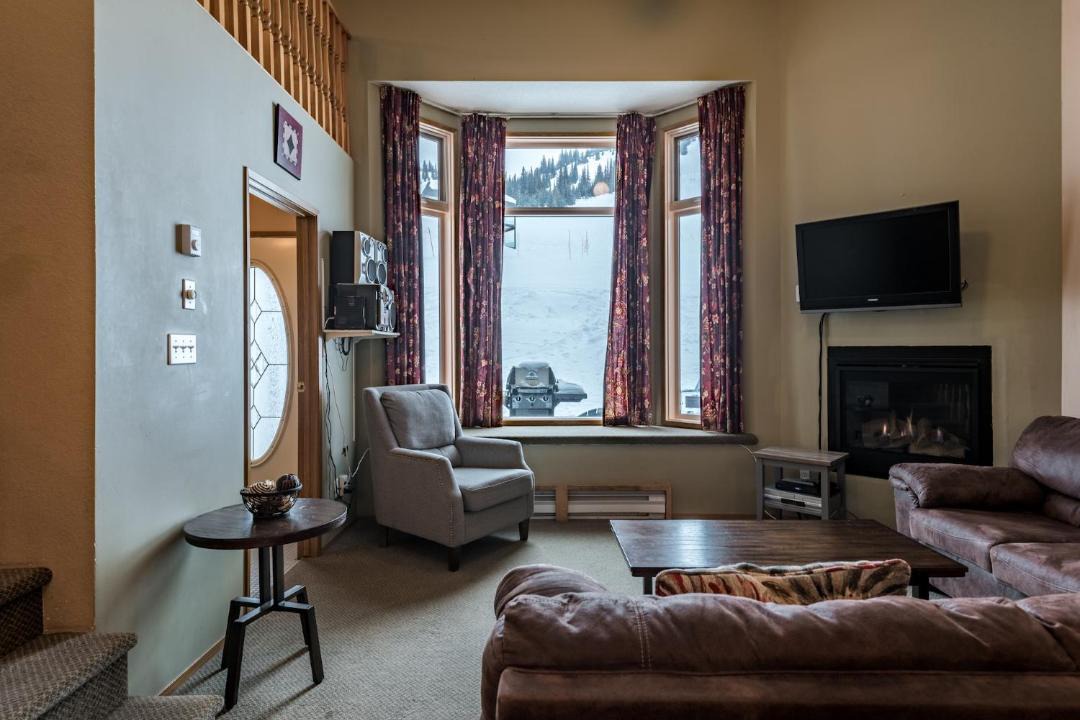 Photo of Livingroom in Silver Star Mountain