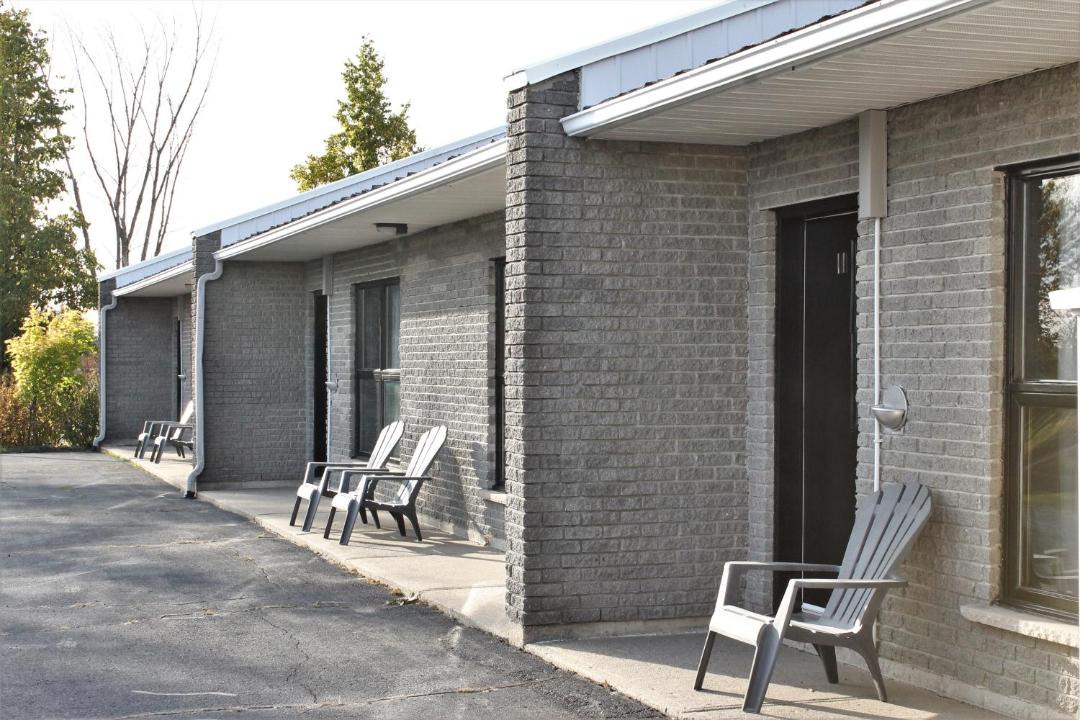 Photo of Buildings in Valcourt