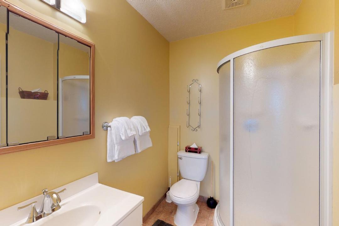 Photo of Bathroom in Snow Pine Estates