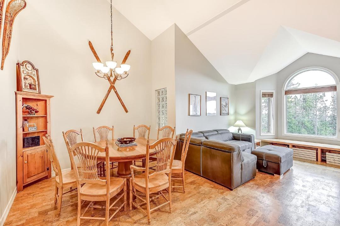 Photo of Livingroom in Big White Ski Resort