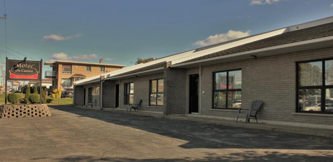 Photo of Buildings in Valcourt