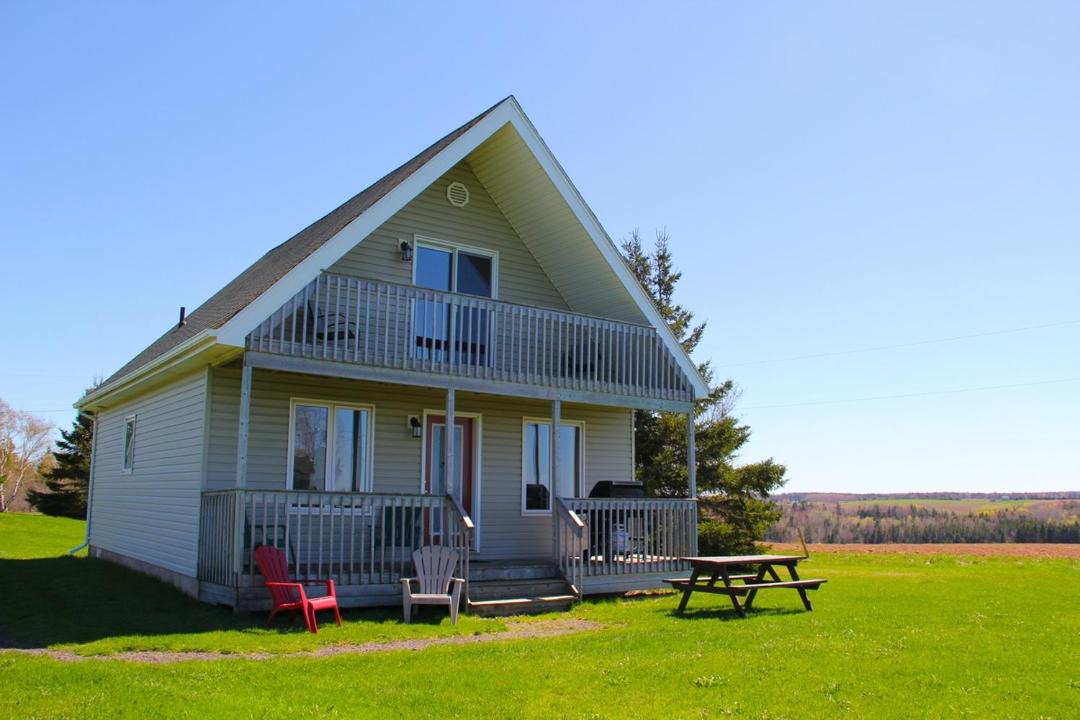 Photo of Buildings in Cavendish