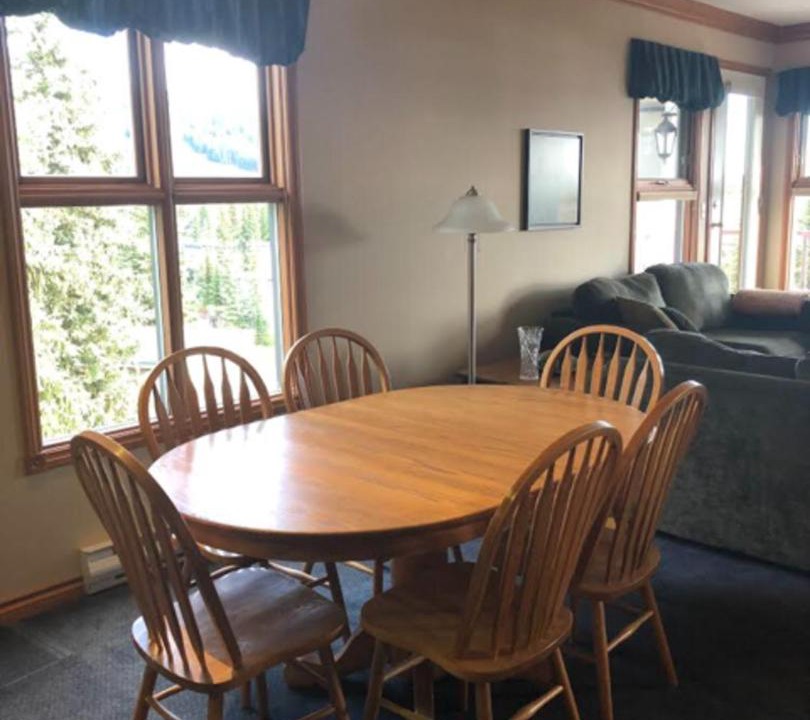 Photo of Livingroom in Silver Star Mountain