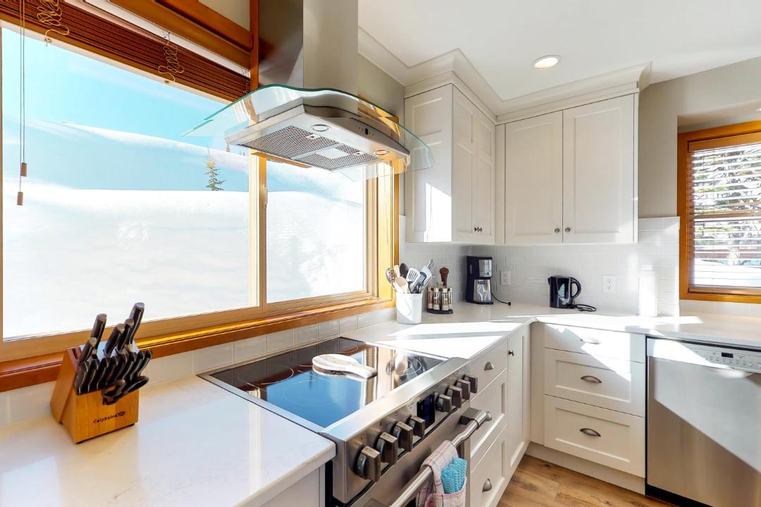 Photo of Kitchen in Big White Ski Resort