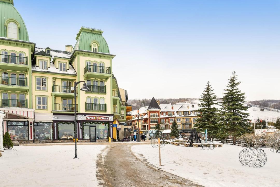 Photo of Buildings in Craigleith