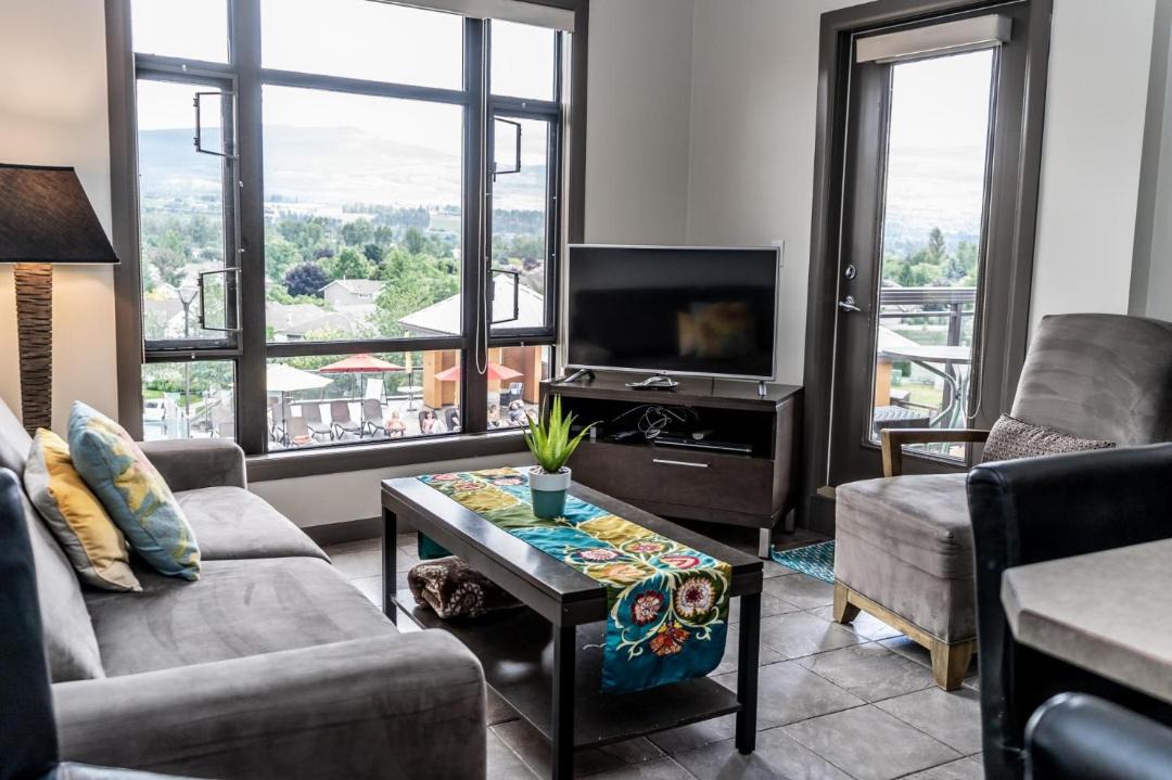 Photo of Livingroom in South Pandosy