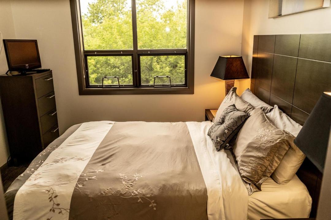 Photo of Bedroom in South Pandosy
