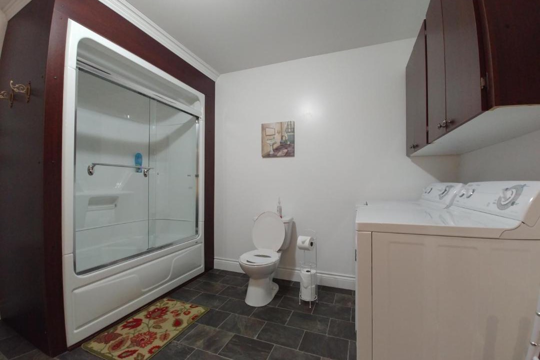 Photo of Bathroom in Saint-Honore