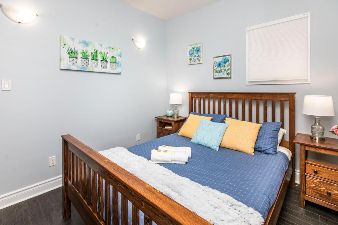 Photo of Bedroom in Centretown West