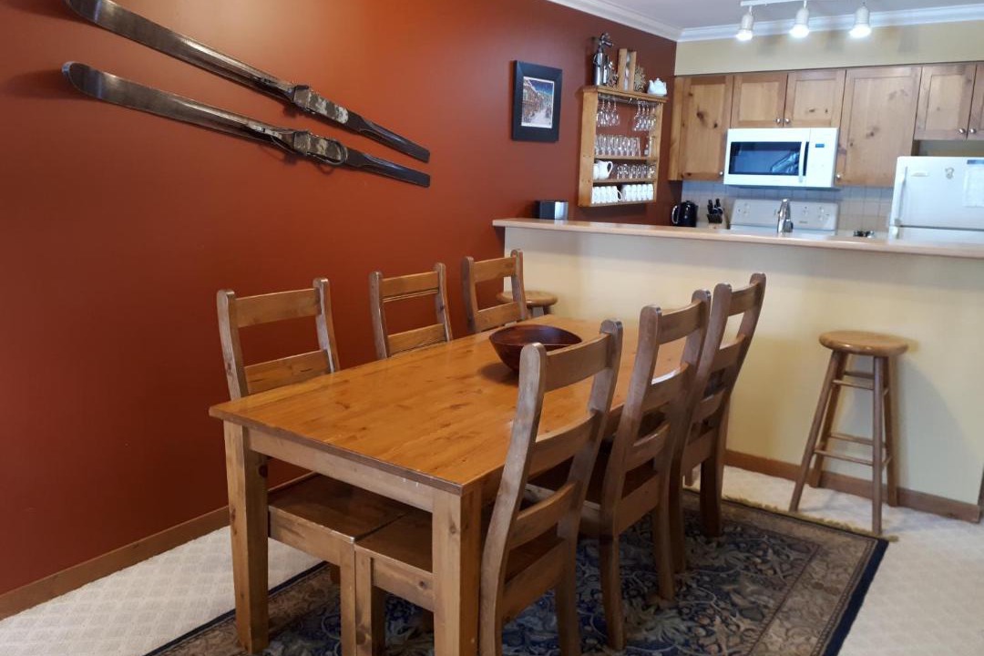 Photo of Livingroom in Silver Star Mountain