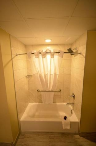 Photo of Bathroom in Terra Nova