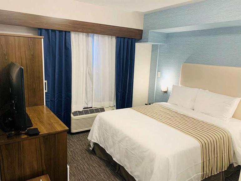 Photo of Bedroom in Northeast Mississauga