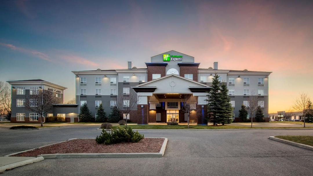Photo of Buildings in Airdrie