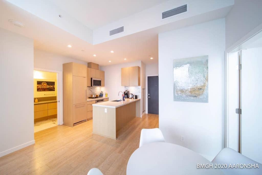 Photo of Livingroom in Marpole