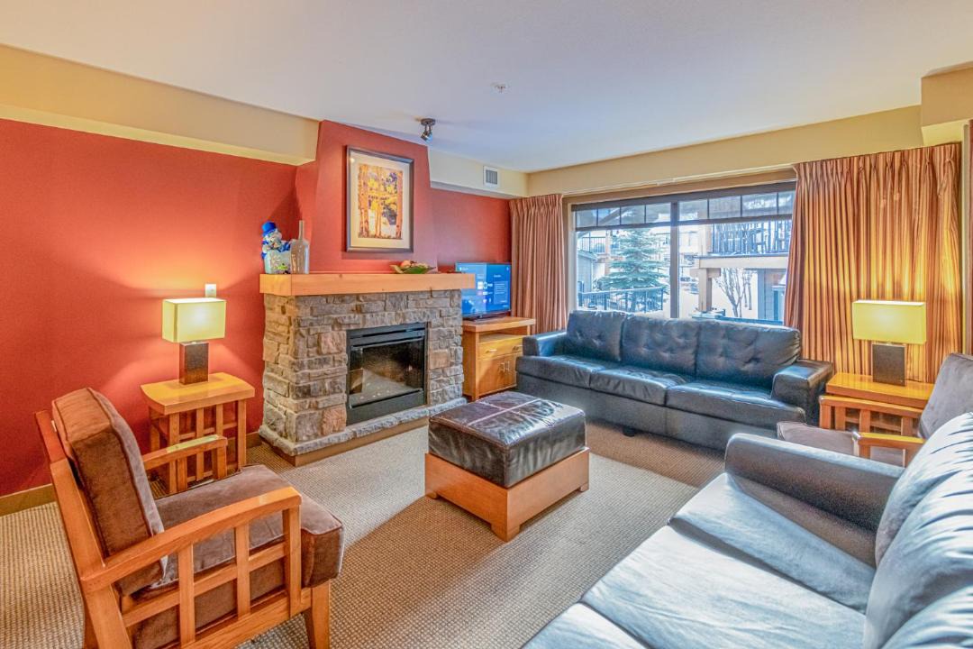 Photo of Livingroom in Copperstone Resort