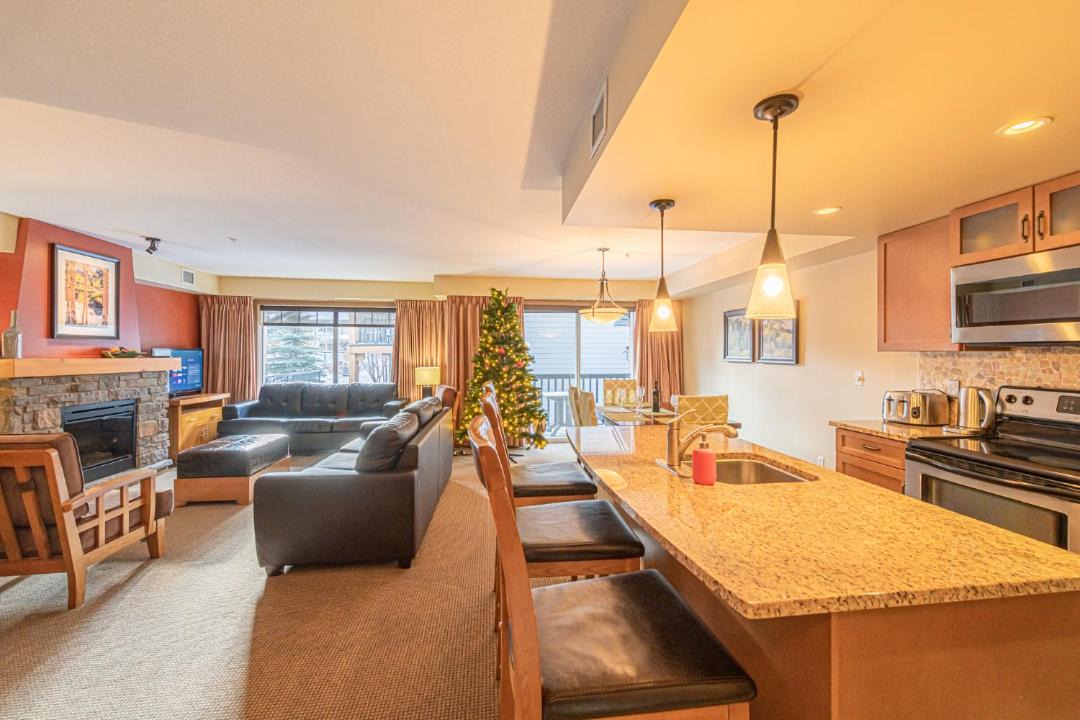 Photo of Livingroom in Copperstone Resort