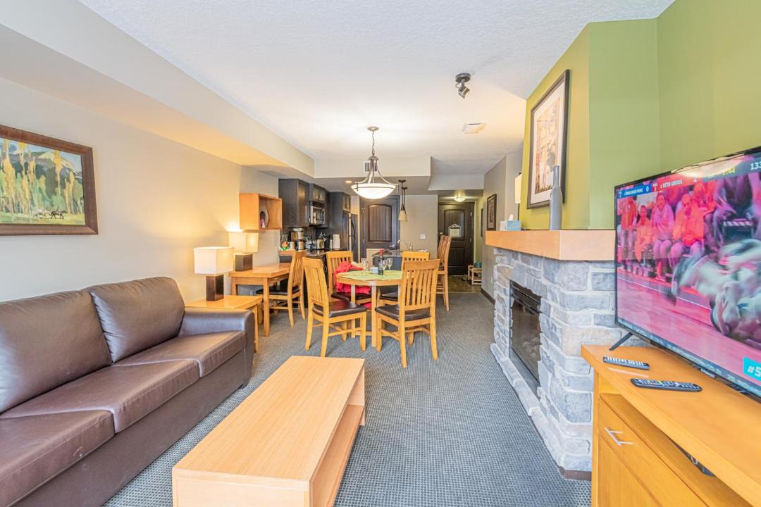 Photo of Livingroom in Copperstone Resort