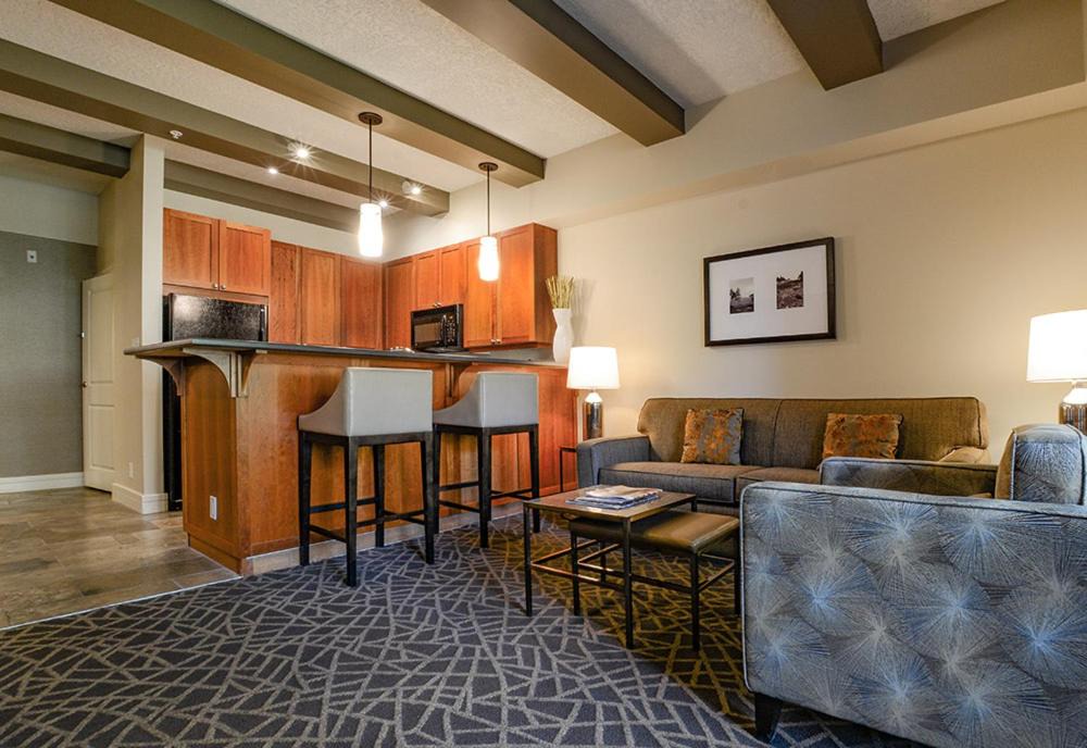 Photo of Livingroom in Bear Mountain Resort