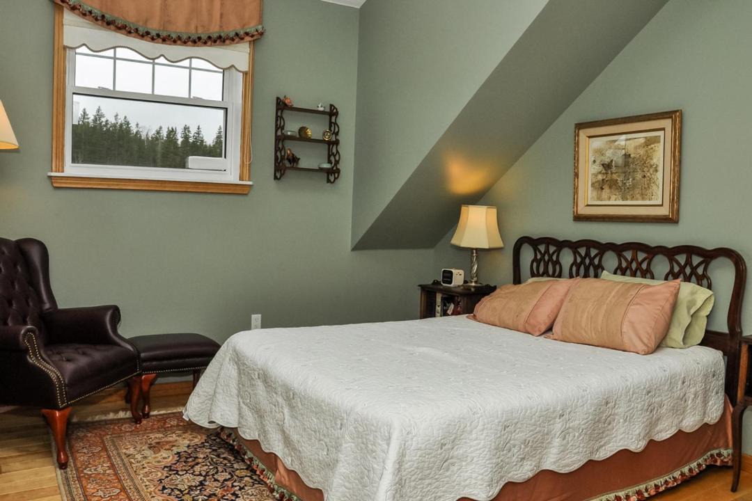 Photo of Bedroom in North River Bridge