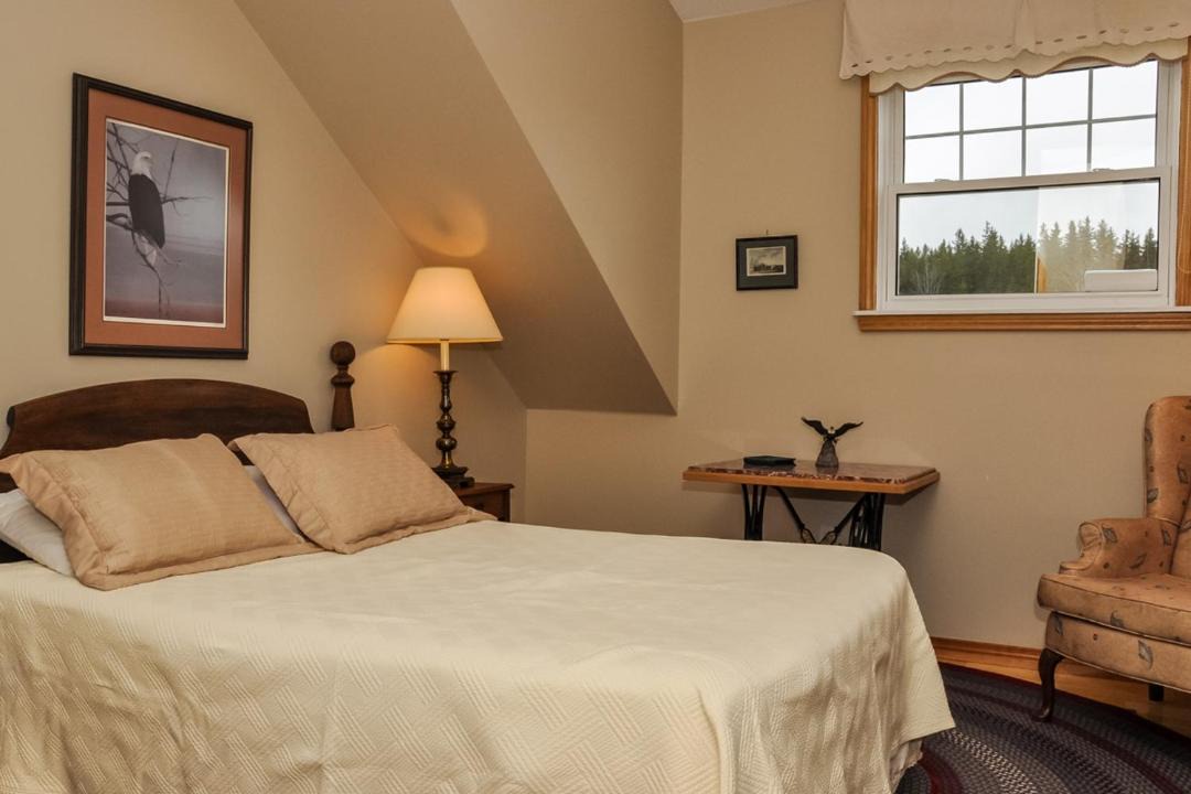 Photo of Bedroom in North River Bridge