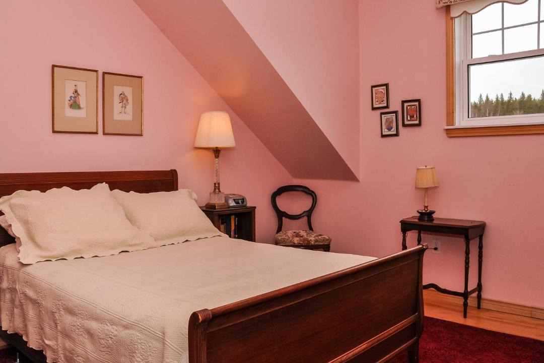 Photo of Bedroom in North River Bridge
