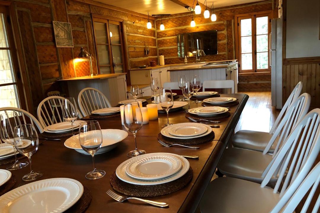 Photo of Livingroom in Val Morin