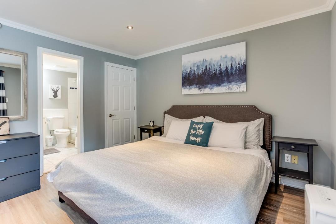 Photo of Bedroom in Craigleith