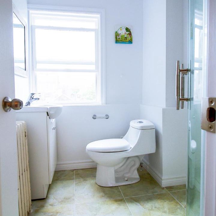 Photo of Bathroom in Kensington Market