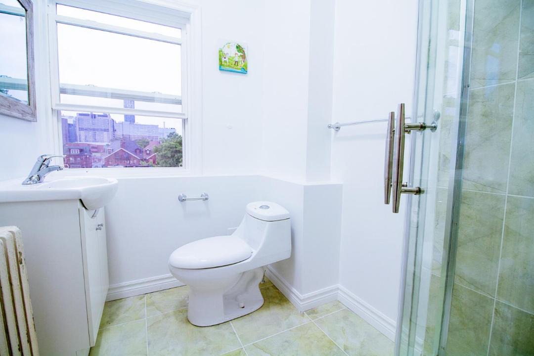 Photo of Bathroom in Kensington Market